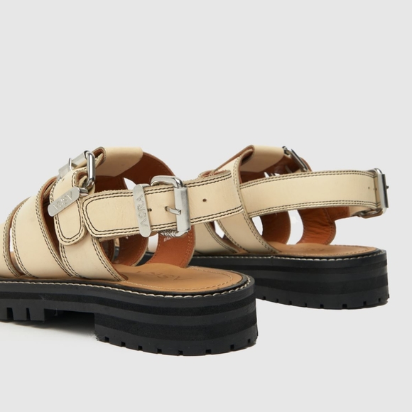 CHUNKY SOLE SANDAL - Picture 11 of 11